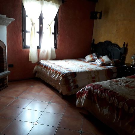 Hotel La Casita De Roca 危地马拉安地瓜 外观 照片