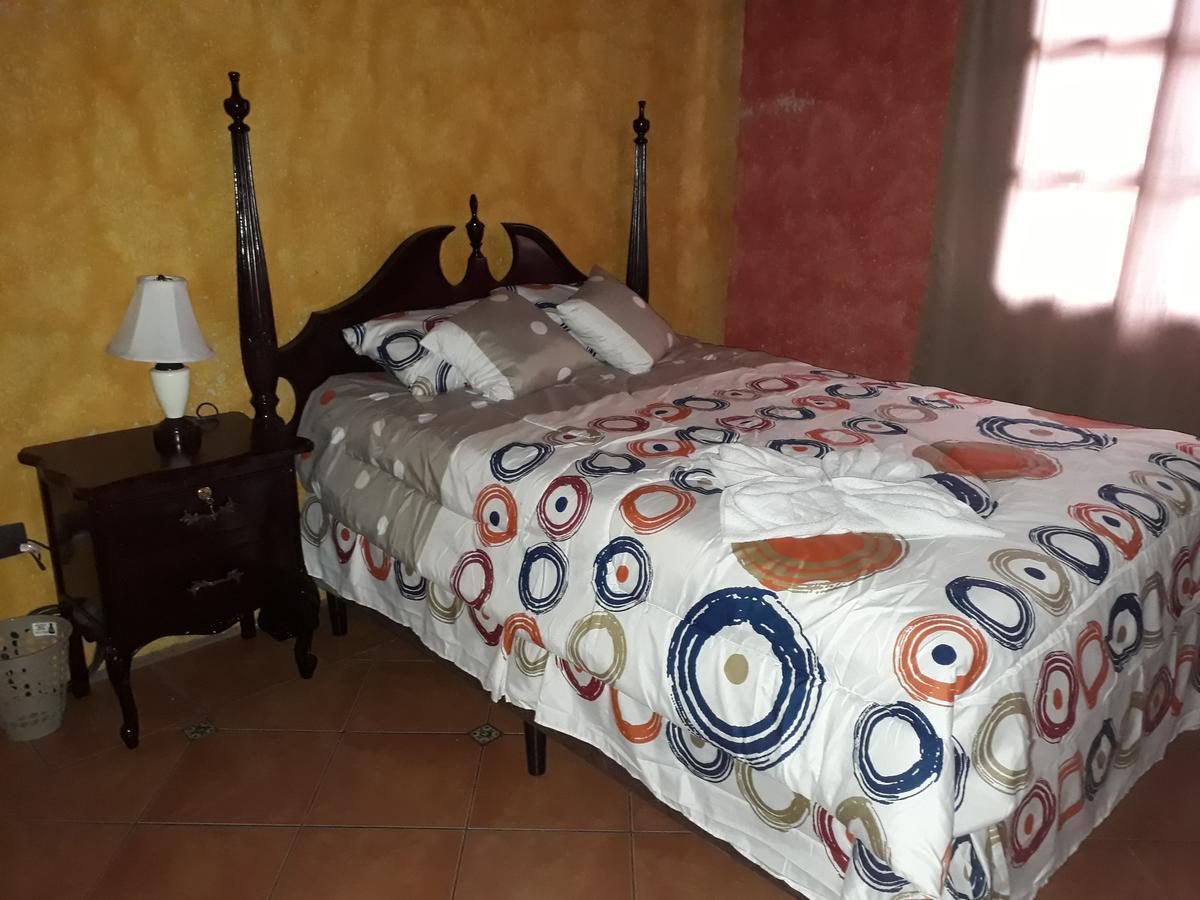 Hotel La Casita De Roca 危地马拉安地瓜 外观 照片